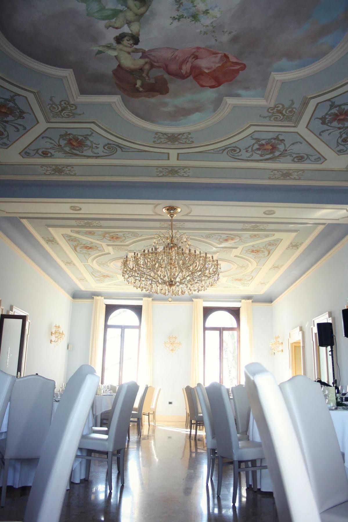 Borghesi Corte dei Cortesi公司